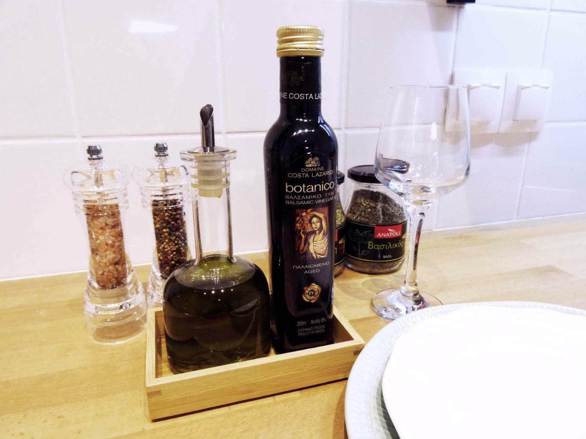 The Cucuwow Apartment Athens Ngoại thất bức ảnh